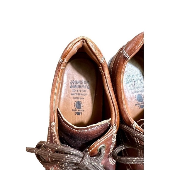 JOHNSTON & MURPHY, MENS, COLVARD MOC TOE, MAHOGANY SHOES. SIZE 8M - Picture 6 of 8